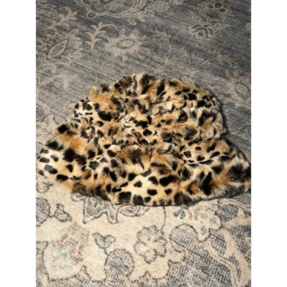Parkhurst Leopard Animal Print Faux Fur Bucket Hat